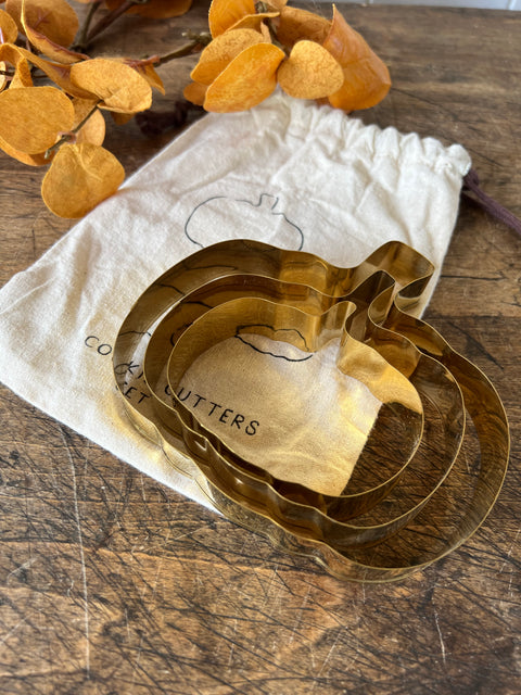 Stainless Steel Cookie Cutters, Gold Finish, Set of 3 in Printed Drawstring Bag
