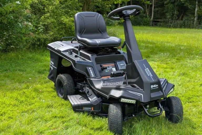 Essential factors for selecting the correct lawn mower blade