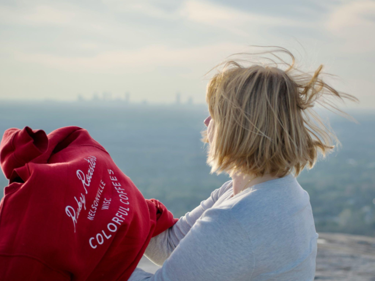 Why Custom Sweatshirts Are Perfect for Groups and Clubs?